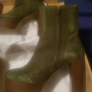 NIB Free people boots